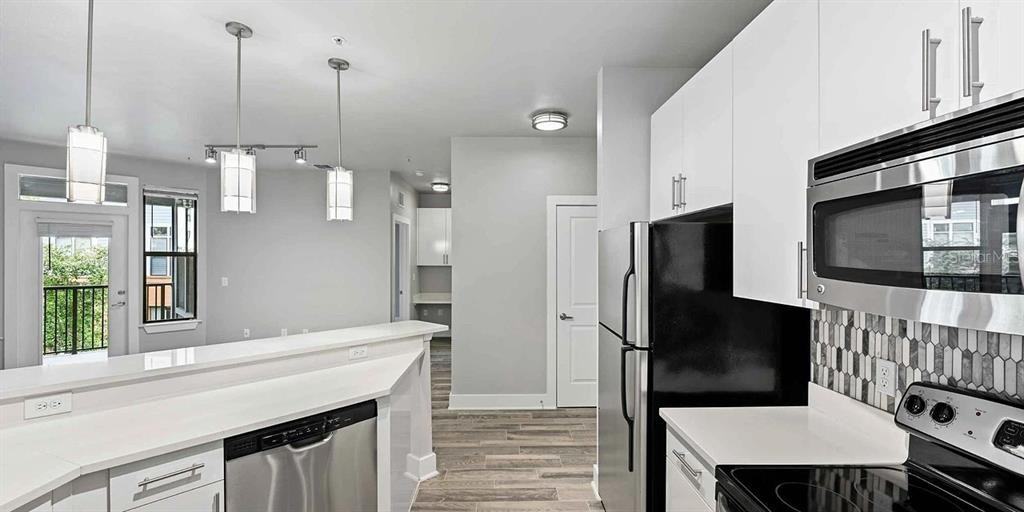 776 North Orange Avenue #776 - Photo 6 of 42