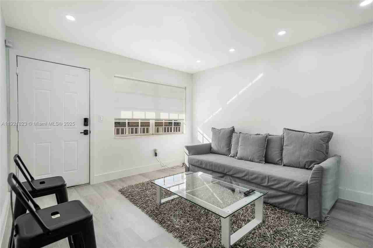 4421 Northwest 9th Street #4421-4421 - Photo 4 of 14