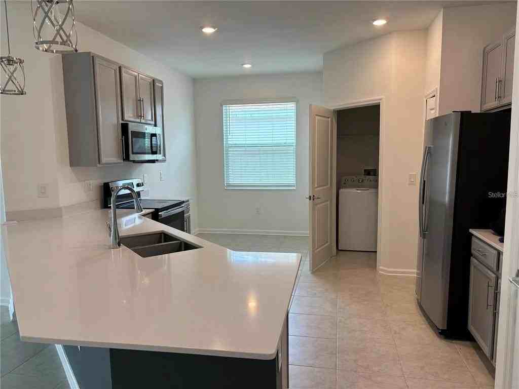 1117 Saguaro Street #1117 - Photo 5 of 8