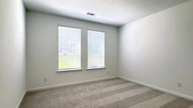 7 Peeples Dr #7 - Photo 3 of 22