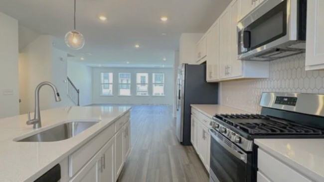 7 Peeples Dr #7 - Photo 5 of 22