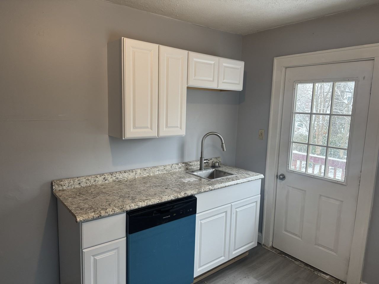 4210 Lowry Ave #3 - Photo 5 of 14