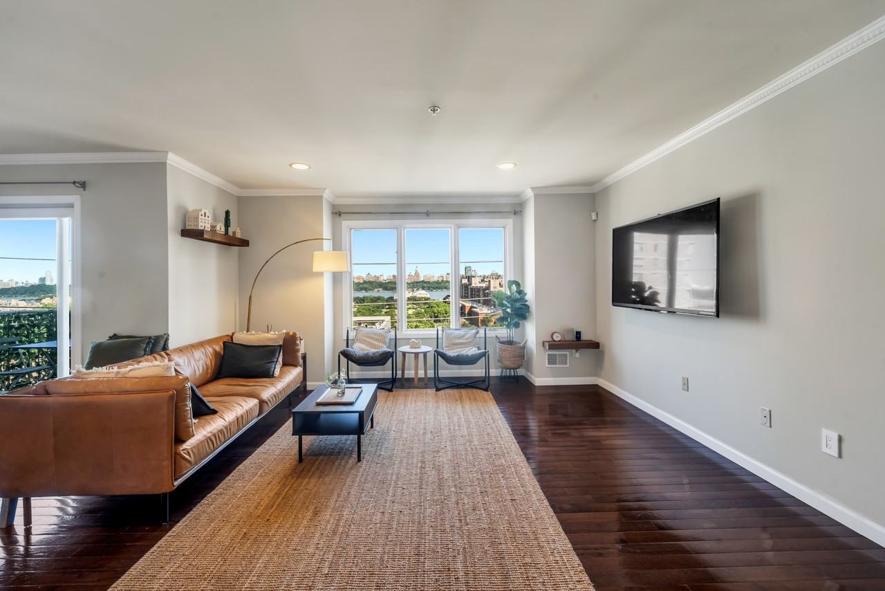 15 Legend Hills Drive #15