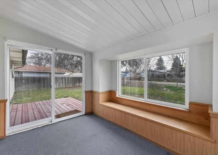 1319 East Victory Road #NA - Photo 5 of 19