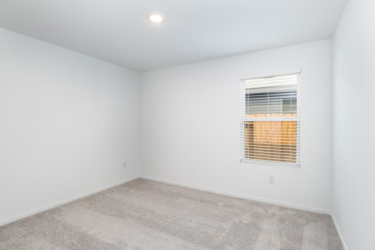 14825 N Ascot Bend Cir #14825 - Photo 2 of 21