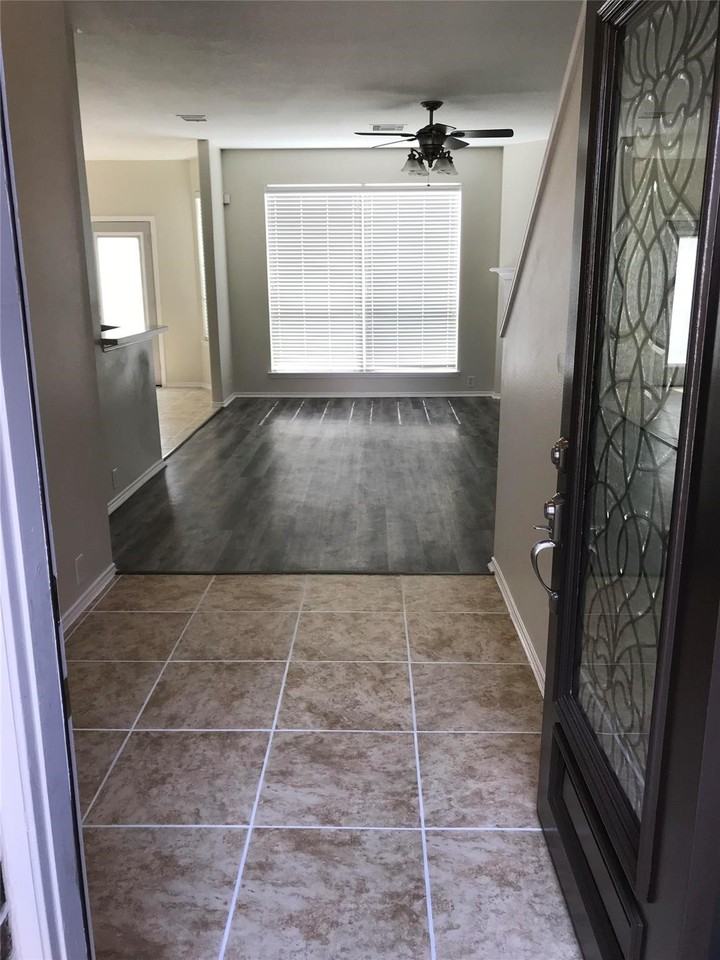 30218 Legacy Pines Drive #30218