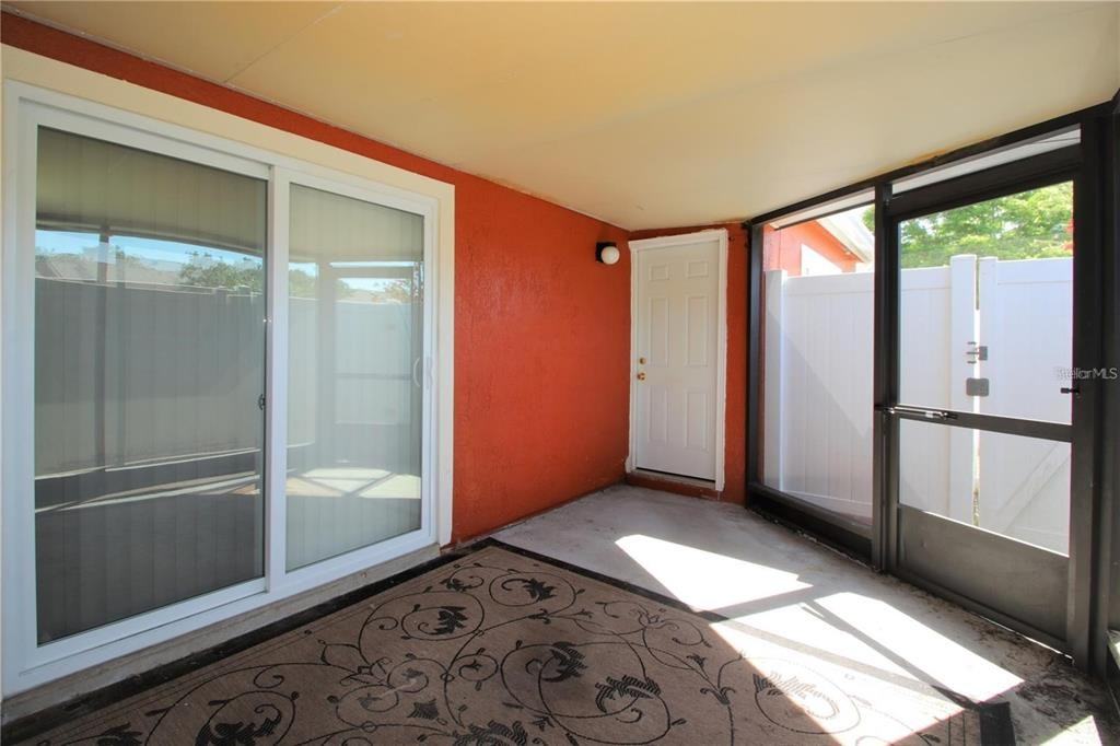 215 Dorchester Square #215 - Photo 7 of 19