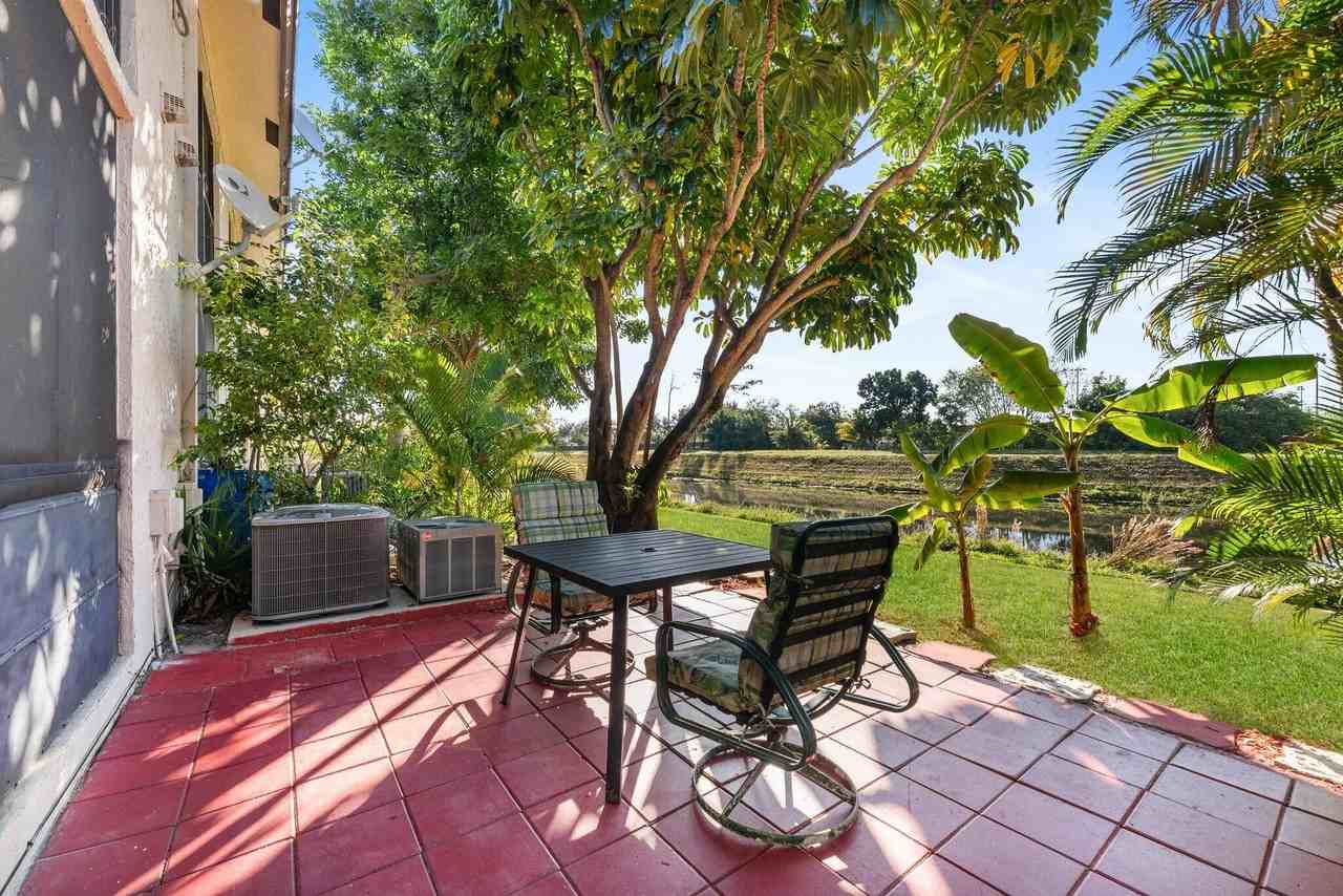 23490 Lyons Road #23490-605 - Photo 6 of 39