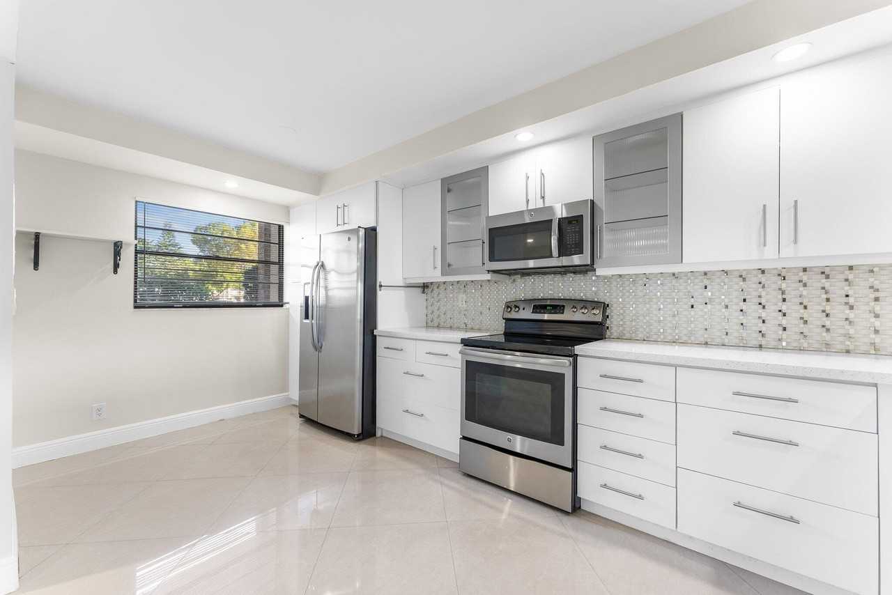 23490 Lyons Road #23490-605 - Photo 7 of 39