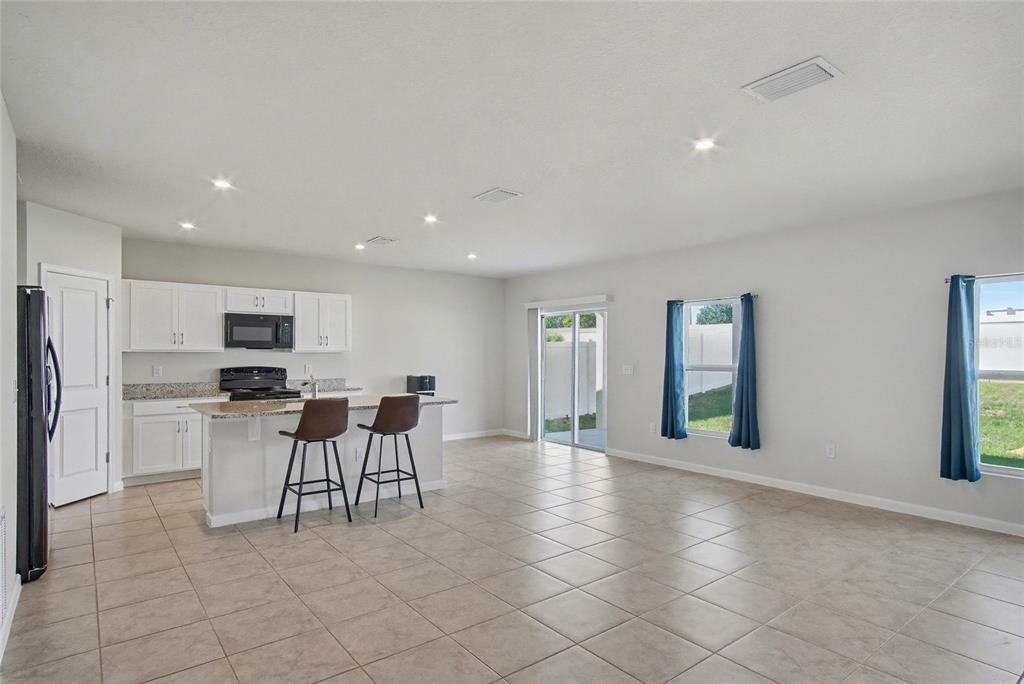 1371 Madison Cir #1371 - Photo 2 of 28