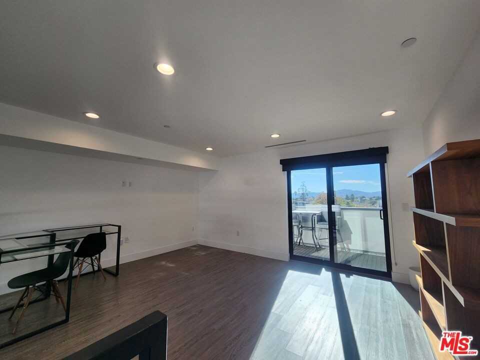 11314 W Raitt Ln #11314 - Photo 6 of 50