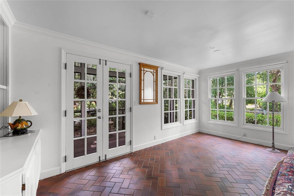 220 Overlook Road #220 - Photo 4 of 20