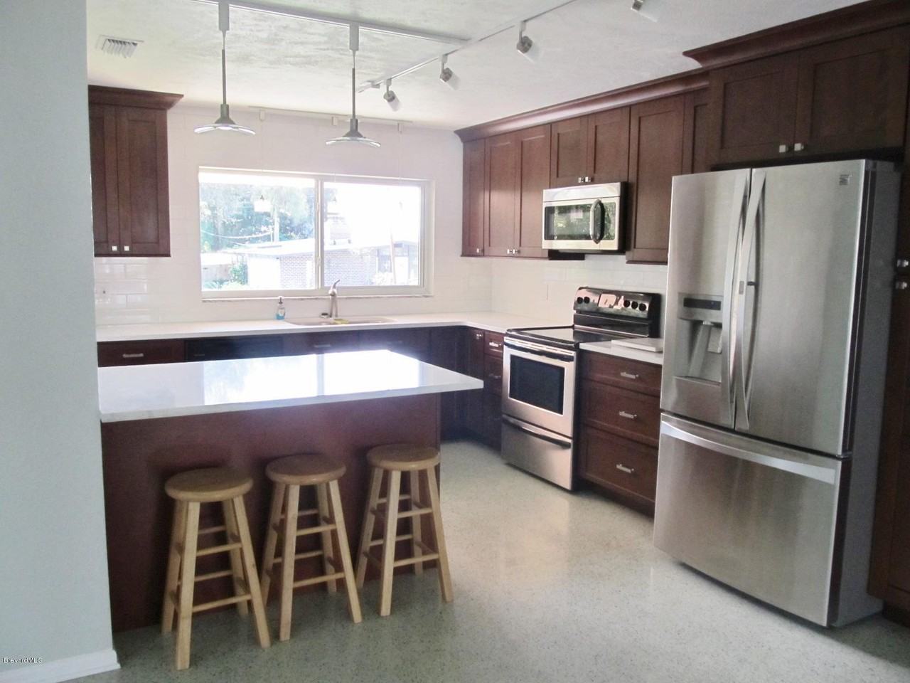 204 River Heights Drive #204 - Photo 5 of 19