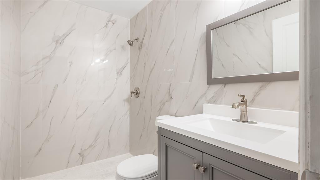 626 Southwest 14th Avenue #626-202 - Photo 3 of 15