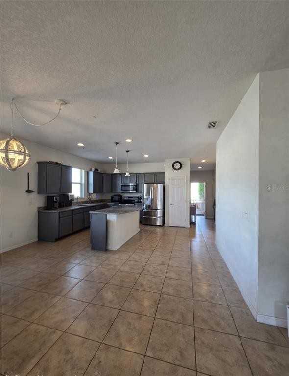 8816 Ashland Avenue #8816 - Photo 5 of 21