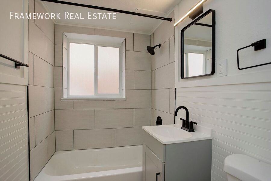 1515 Clermont St #206 - Photo 5 of 50