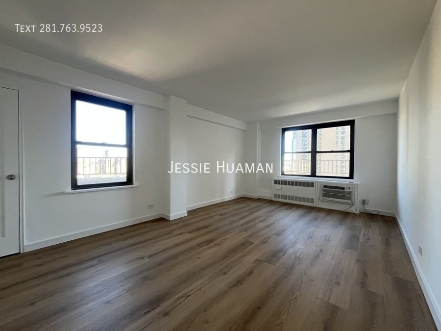 399 East 72nd Street #19 - Photo 5 of 7