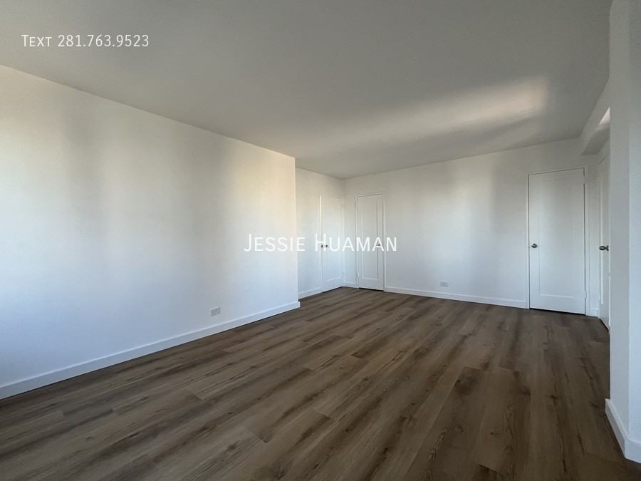 399 East 72nd Street #19 - Photo 6 of 7