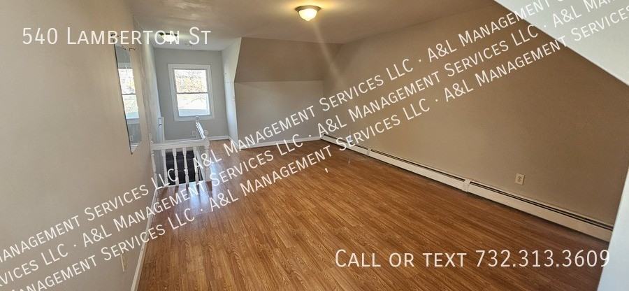 540 Lamberton Street - Photo 4 of 17