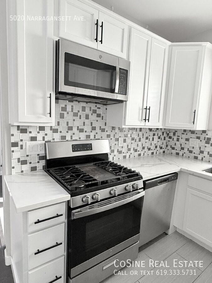 5020 Narragansett Avenue - Photo 2 of 13