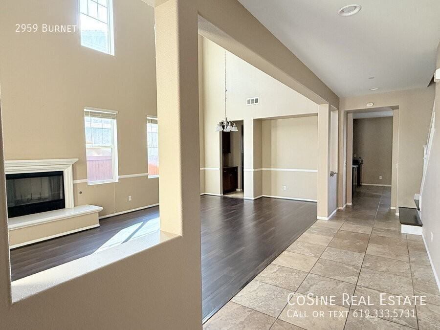 2959 Burnet Drive - Photo 2 of 41