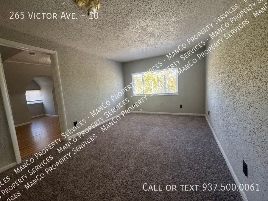 265 Victor Avenue #10 - Photo 7 of 8