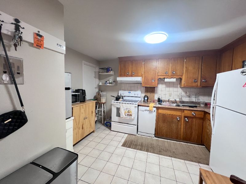 35 Montvale Ave #8 - Photo 4 of 7