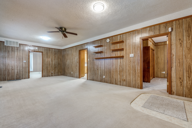 7291 Ash Street - Photo 3 of 13