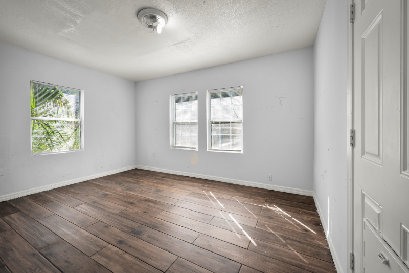 1602 Wambolt St - Photo 7 of 31