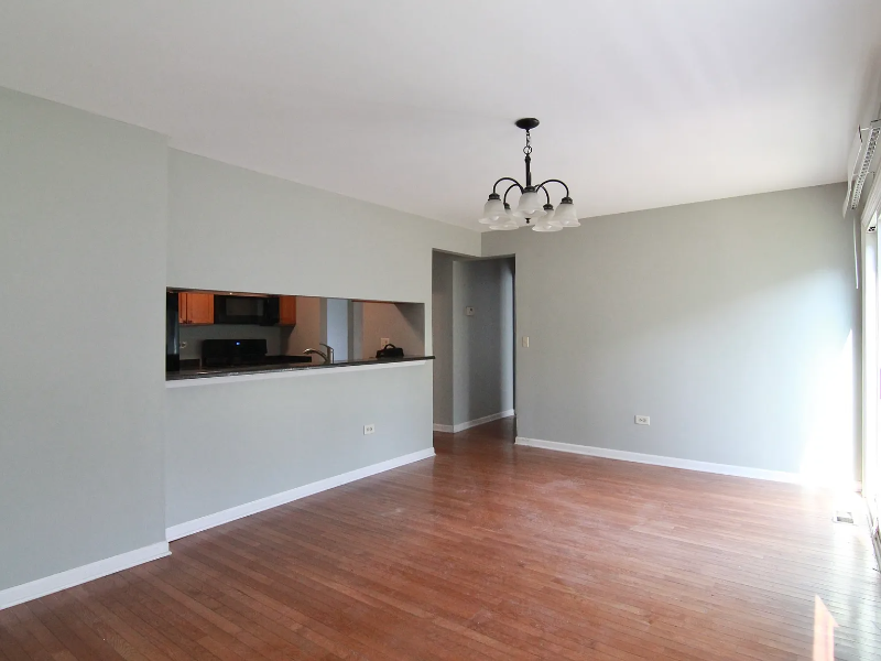 1124 Crimson Court - Photo 4 of 9