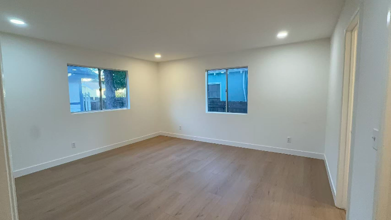 5830 Newlin Avenue - Photo 4 of 9