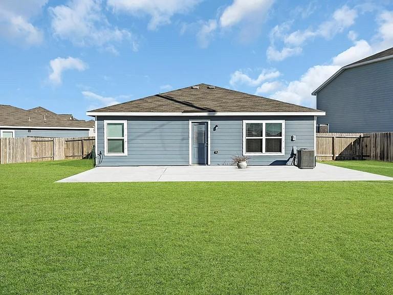 5502 Rainbow Road - Photo 3 of 16