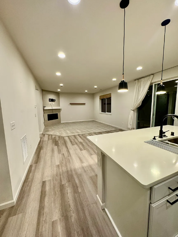 6750 Skipper Lane Southeast - Photo 6 of 20