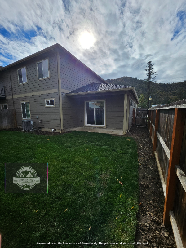 141 Rivers Edge Drive - Photo 4 of 20