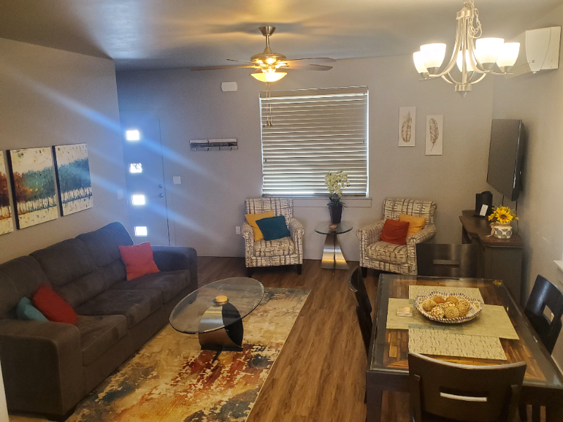 1724 N Solomon Ct - Photo 4 of 19