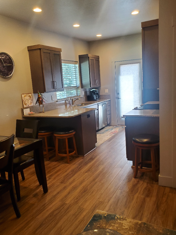 1724 N Solomon Ct - Photo 6 of 19