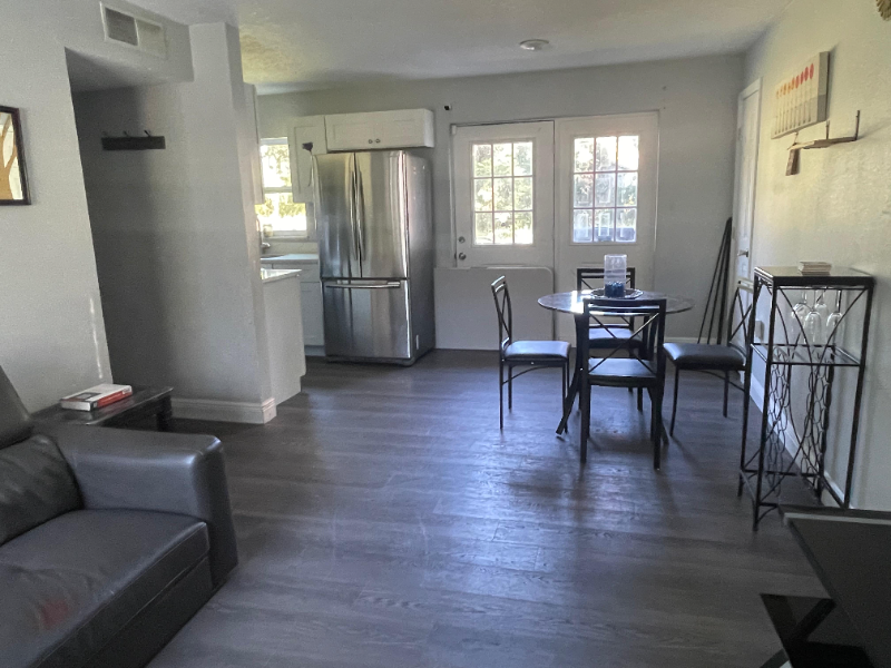 5525 Lunsford Drive - Photo 3 of 16