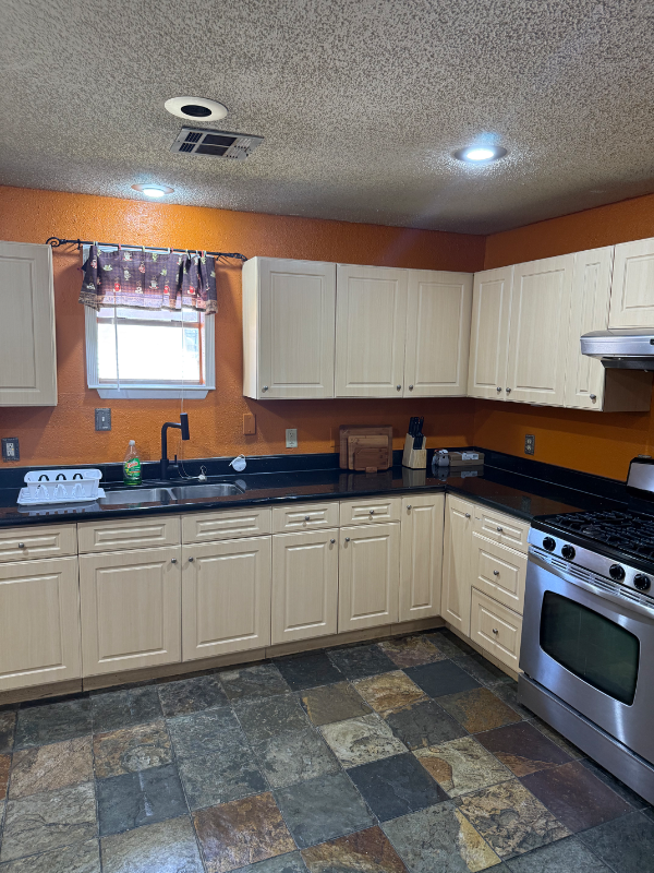 1330 Horace Street - Photo 3 of 3