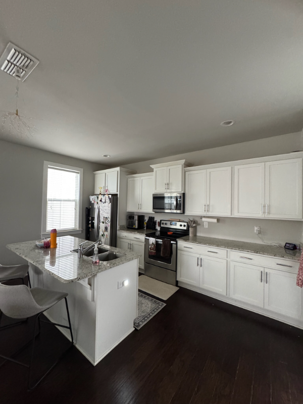 792 Cottage Park Drive - Photo 2 of 9