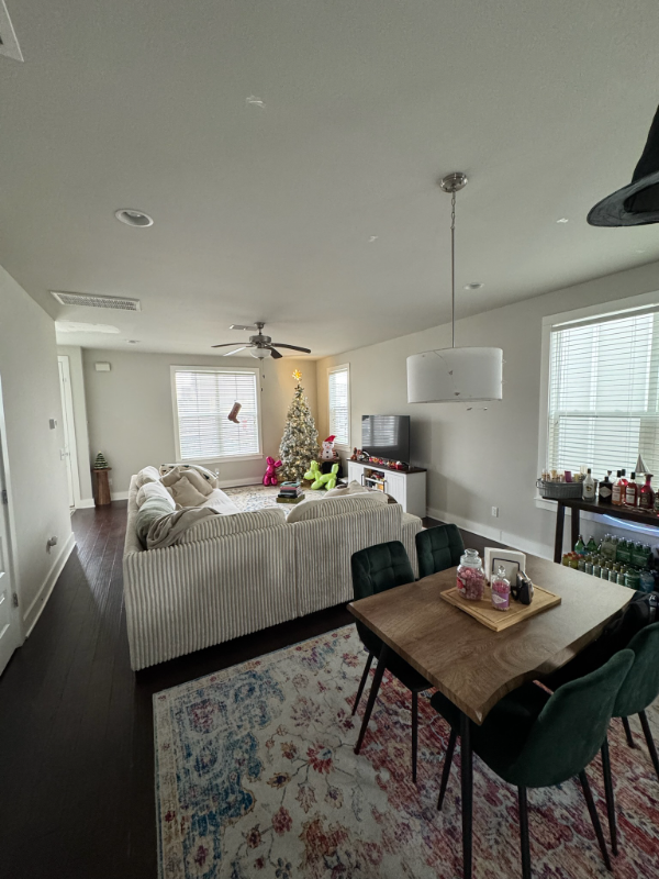 792 Cottage Park Drive - Photo 3 of 9