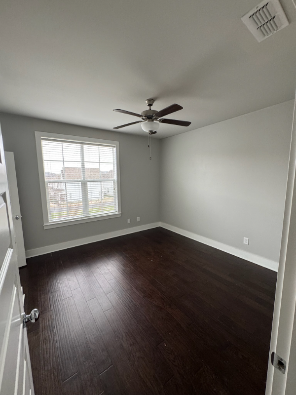 792 Cottage Park Drive - Photo 7 of 9