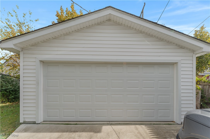 3179 W 111th St - Photo 6 of 9