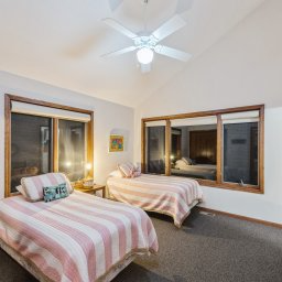 640 Northbrook Drive - Photo 4 of 17