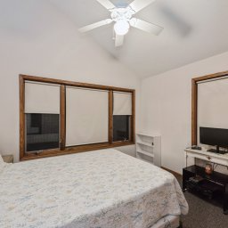 640 Northbrook Drive - Photo 5 of 17