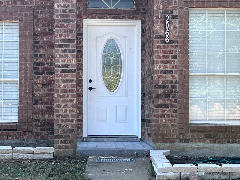 2066 Vista Drive - Photo 2 of 20