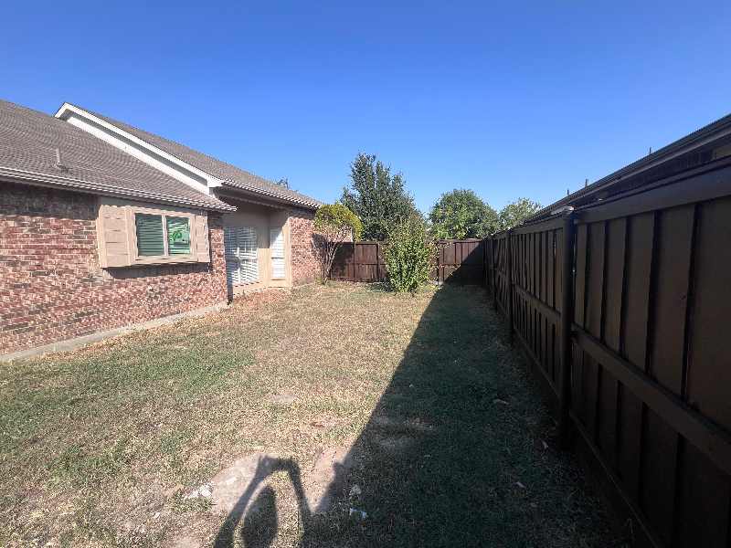 2066 Vista Drive - Photo 5 of 20