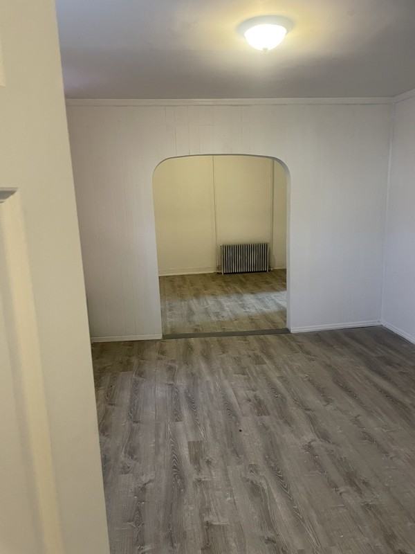 0 Victory Blvd #1FL - Photo 2 of 9