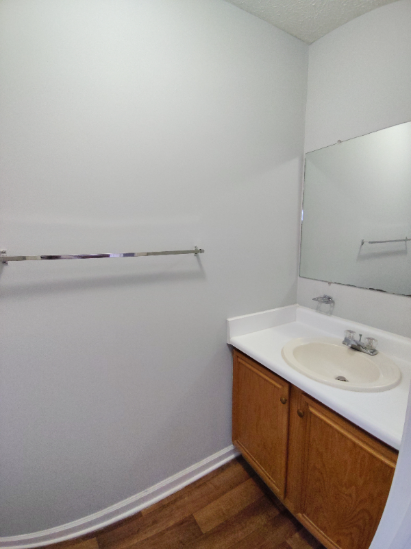 14 Fonda Dr - Photo 4 of 9