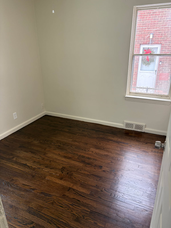 19444 Lennane Street - Photo 7 of 10