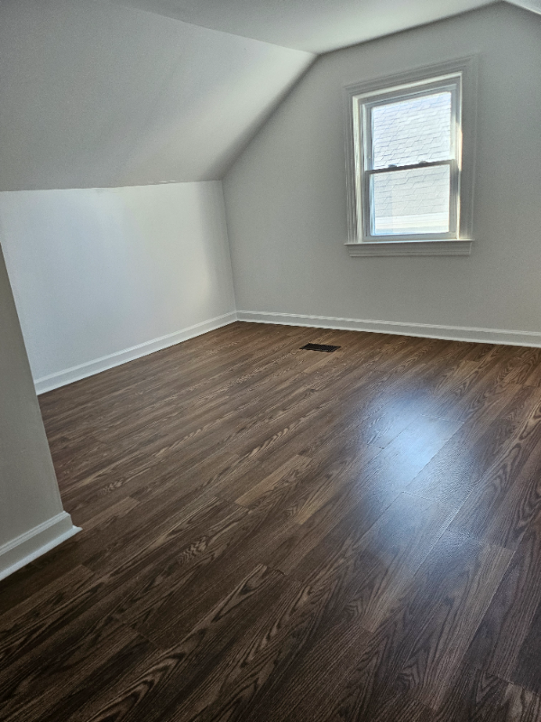 4214 Vine Street - Photo 2 of 5